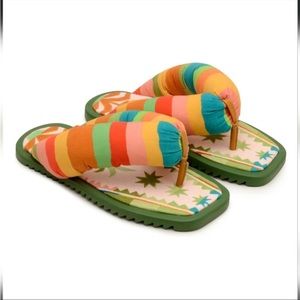 Farm Rio Pineapple Fluffy Flip Flops. Like new. In box. Sz 8